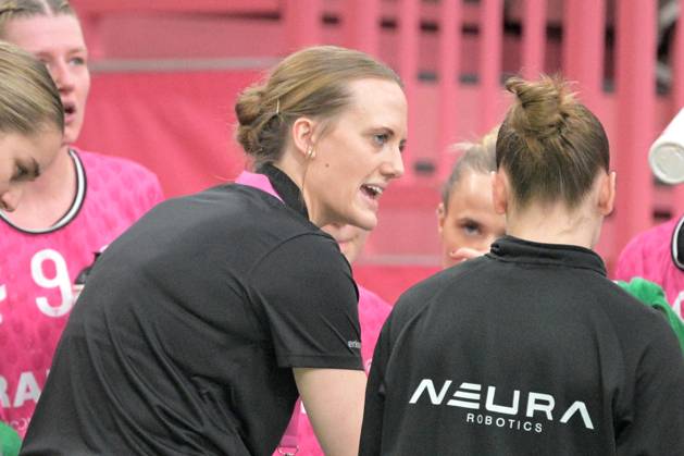Miriam Hirsch TusSies Metzingen, Coach TusSies Metzingen vs Sport Union Neckarsulm, Handball, HBF, 10 League Matchday, Season 2024 2025, 29 12 2024 TusSies Metzingen vs Sport Union Neckarsulm, Handball, HBF, 10 League Matchday, Season 2024 2025, 29 12 2024 Tuebingen Copyright: xEibner-Pressefotox EP_TBR