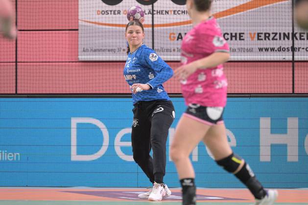 Marie Kristin Weiss TusSies Metzingen, 12 in goal TusSies Metzingen vs Sport Union Neckarsulm, handball, HBF, 10 league matchday, 2024 2025 season, 29 12 2024 TusSies Metzingen vs Sport Union Neckarsulm, handball, HBF, 10 league matchday, 2024 2025 season, 29 12 2024 Tuebingen Copyright: xEibner-Pressefotox EP_TBR
