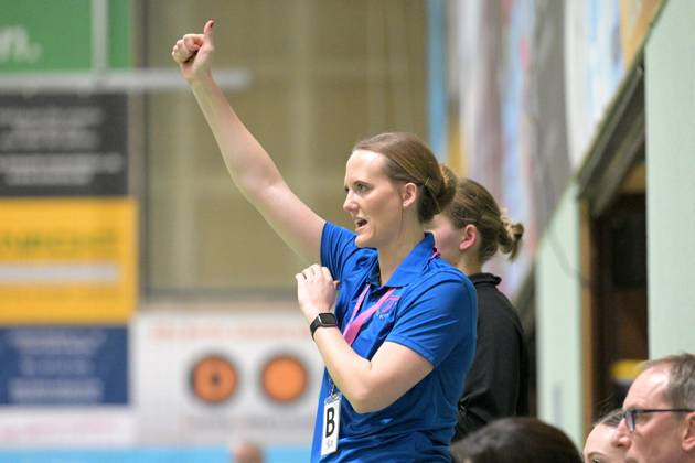 Miriam Hirsch TusSies Metzingen, Coach Jubelt TusSies Metzingen vs Buxtehuder SV, Handball, HBF, 13 League Matchday, Season 2024 2025, 18 01 2025 TusSies Metzingen vs Buxtehuder SV, Handball, HBF, 13 League Matchday, Season 2024 2025, 18 01 2025 Metzingen Copyright: xEibner-Pressefotox EP_TBR