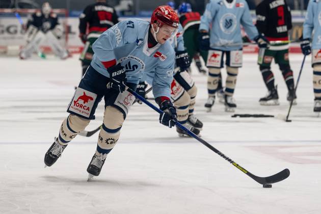 Alexander Karachun Schwenninger Wild Wings, 47 at Warmup GER, Augsburger Panther vs Schwenninger Wild Wings, Ice Hockey, DEL, 39 Matchday, Season 2024 2025, 24 01 2025 GER, Augsburger Panther vs Schwenninger Wild Wings, Ice Hockey, DEL, 39 Matchday, Season 2024 2025, 24 01 2025 Augsburg Copyright: xEibner-Pressefoto FranzxFeinerx EP_HFR