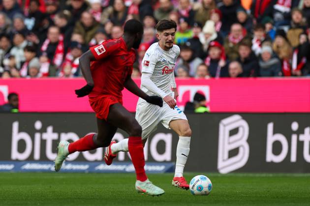 in duel, action, with Dayot Upamecano 2 FC Bayern Muenchen , Armin Gigovic 37 Holstein Kiel , FC Bayern Muenchen vs Holstein Kiel, Soccer, 1 Bundesliga, 20 Matchday, 01 02 2025 DFB regulations prohibit any use of photographs as image sequences and or quasi video Muenchen Bayern Germany Copyright: xkolbert-press ChristianxKolbertx