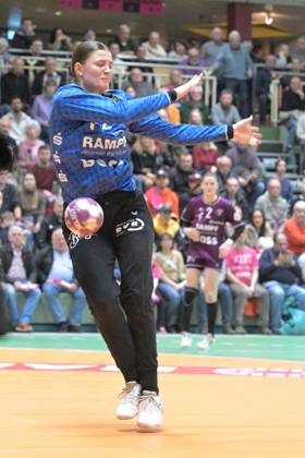 Marie Kristin Weiss TusSies Metzingen, 12 in goal TusSies Metzingen vs HSG Blomberg Lippe, Handball, HBF, 15 league matchday, 2024 2025 season, 01 02 2025 TusSies Metzingen vs HSG Blomberg Lippe, Handball, HBF, 15 league matchday, 2024 2025 season, 01 02 2025 Metzingen Copyright: xEibner-Pressefoto TobiasxBaurx EP_TBR