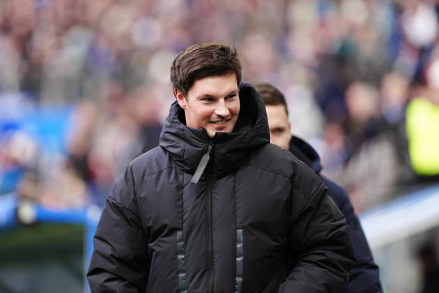 Merlin Polzin Hamburger SV, Coach GER, Hamburger SV vs Hannover 96, Football, 2 Bundesliga, Matchday 20, Season 2024 2025, 02 02 2025 DFL REGULATIONS PROHIBIT ANY USE OF PHOTOGRAPHS AS IMAGE SEQUENCES AND OR QUASI VIDEO GER, Hamburger SV vs Hannover 96, Football, 2 Bundesliga, Matchday 20, Season 2024 2025, 02 02 2025 Hamburg Copyright: xEibner-Pressefoto MarcelxvonxFehrnx EP_MFN
