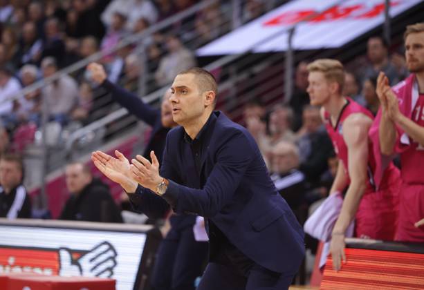 Coach Marko Stankovic Telekom Baskets Bonn vs Niners Chemnitz 19 Matchday Season 2024 25