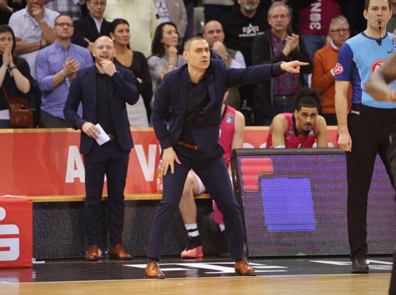 Coach Marko Stankovic Telekom Baskets Bonn vs Niners Chemnitz 19 Matchday Season 2024 25