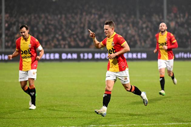 DEVENTER - Mathis Suray of Go Ahead Eagles celebrates the 1-0 during the KNVB Beker match between Go Ahead Eagles and VV Noordwijk (am) at De Adelaarshorst on Feb. 5, 2025 in Deventer, Netherlands. ANP TOTO KNVB CUP Quarter Final 2024 25 xVIxANPxSportx xxANPxIVx 519209792 originalFilename: 519209792