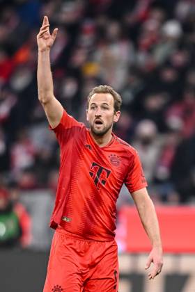 Harry Kane FC Bayern Muenchen gestures, gestures during the Bundesliga match between FC Bayern München and SV Werder Bremen, Allianz Arena on 07 February 2025 in Munich, Germany Photo by Harry Langer DeFodi Images Harry Kane FC Bayern Muenchen gestures during the Bundesliga match between FC Bayern München and SV Werder Bremen at Allianz Arena on February 7, 2025 in Munich, Germany Photo by Harry Langer DeFodi Images DFL regulations prohibit any use of photographs as image sequences and or quasi video Photo by Harry Langer DeFodi Images DFL regulations prohibit any use of photographs as image sequences and or quasi video Defodi 541 FCBSVW20250207 311 Defodi-541 DFL regulations prohibit any use of photographs as image sequences and or quasi-video.