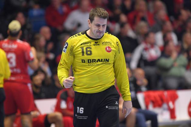 Cheers for Nebojsa Simic Goalkeeper MT Melsungen 16 , GER, MT Melsungen Frisch Auf Goeppingen, Handball, 1 Bundesliga, Matchday 18, Season 2024 2025, 08 02 2025, GER, MT Melsungen Frisch Auf Goeppingen, Handball, 1 Bundesliga, Matchday 18, Season 2024 2025, 08 02 2025 Kassel Copyright: xEibner-Pressefotox xRolandxSippelx EP_RSL
