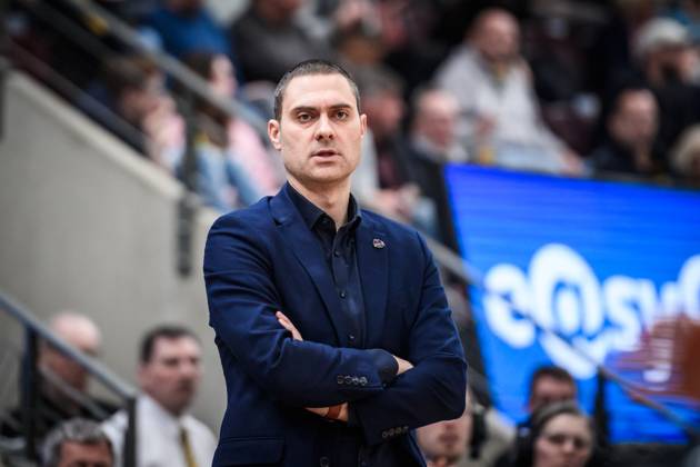 Marko Stankovic Telekom Baskets Bonn, Head Coach GER, MHP Riesen Ludwigsburg Telekom Baskets Bonn, easycredit BBL, Basketball, Bundesliga, 21 Matchday, Season 2024 2025, 11 02 2025 GER, MHP Riesen Ludwigsburg Telekom Baskets Bonn, easycredit BBL, Basketball, Bundesliga, 21 Matchday, Season 2024 2025, 11 02 2025 Ludwigsburg Copyright: xSandyxDinkelackerx EP_SDR