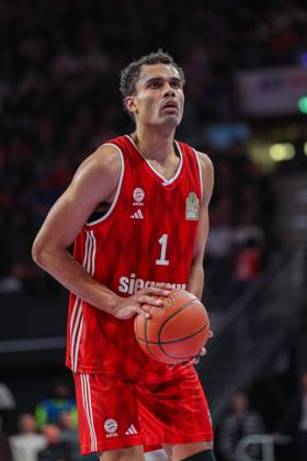 Oscar da Silva FC Bayern Basketball, 01 at free throw, GER, FC Bayern Muenchen vs Skyliners Frankfurt, Basketball, easycredit Basketball Bundesliga, BBL, 21 Matchday, Season 2024 2025, 11 02 2025, GER, FC Bayern Muenchen vs Skyliners Frankfurt, Basketball, easycredit Basketball Bundesliga, BBL, 21 Matchday, Season 2024 2025, 11 02 2025 Muenchen Copyright: xEibner-Pressefoto JennixMaulx EP_JML