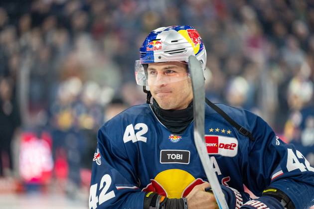 Yasin Ehlitz 42 EHC Red Bull Muenchen , EHC Red Bull Muenchen vs Schwenninger Wild Wings, PENNY DEL, Main Round, Matchday 44, 13 02 2025 Muenchen Bayern Germany Copyright: xkolbert-press UlrichxGamelx