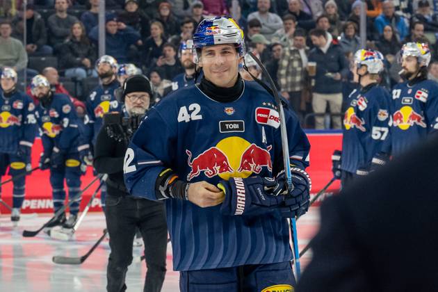 Yasin Ehliz EHC Red Bull Muenchen, 42 GER, EHC Red Bull Muenchen vs Schwenninger Wild Wings, Ice Hockey, DEL, 44 Matchday, Season 2024 2025, 13 02 2025 GER, EHC Red Bull Muenchen vs Schwenninger Wild Wings, Ice Hockey, DEL, 44 Matchday, Season 2024 2025, 13 02 2025 Muenchen Copyright: xEibner-Pressefoto HeikexFeinerx EP_HFR