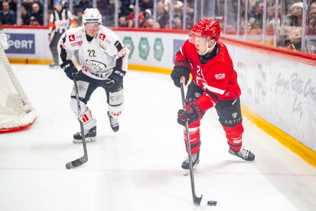 NL : Lausanne HC - HC Lugano 21.02.2025, Lausanne, Vaudoise Arena, NL: Lausanne HC - HC Lugano. Santeri Alatalo (22, HC Lugano) and Dominik Kahun (24, Lausanne HC) during the Swiss National League Ice hockey, Eishockey championship match between Lausanne HC and HC Lugano the Friday 21.02.2025 at the Vaudoise Arena in Lausanne, Switzerland. Lausanne Vaudoise Arena Vaud Switzerland Copyright: xMediafabxPhotographyxFabricexDexGasperisx MEDIAFAB-HOCKEY-LHC-LUG-21.02.2025-HOC_0080