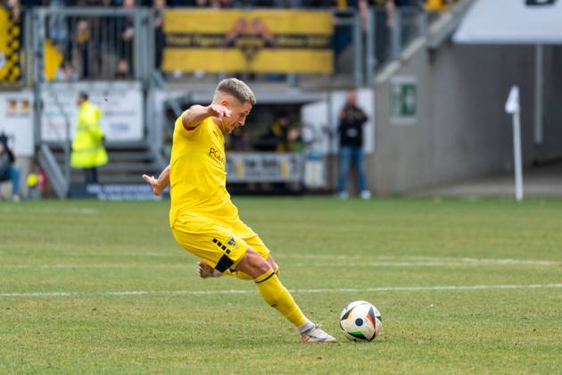 Lukas Scepanik Alemannia Aachen, 08 TSV Alemannia Aachen vs Borussia Dortmund II, Football, 3 Liga, 25 Matchday, Season 2024 2025, 22 02 2025 TSV Alemannia Aachen vs Borussia Dortmund II, Football, 3 Liga, 25 Matchday, Season 2024 2025, 22 02 2025 Aachen Copyright: xEibner-Pressefoto JustinxDerondex EP_JDU