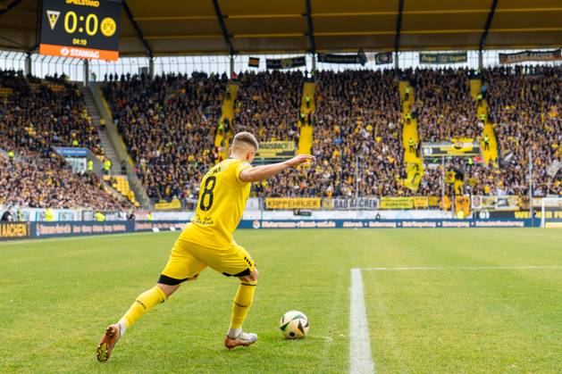 Lukas Scepanik Alemannia Aachen, 08 TSV Alemannia Aachen vs Borussia Dortmund II, Football, 3 Liga, 25 Matchday, Season 2024 2025, 22 02 2025 TSV Alemannia Aachen vs Borussia Dortmund II, Football, 3 Liga, 25 Matchday, Season 2024 2025, 22 02 2025 Aachen Copyright: xEibner-Pressefoto JustinxDerondex EP_JDU