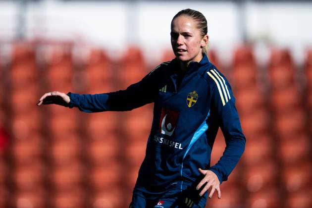 250224 Hanna Lundkvist of the Swedish women s national football team at a training session on February 24, 2025 in Wrexham Photo Mathias Bergeld BILDBYRAN code MB MB1090 fotboll football soccer fotball nations league uefa womens nations league träning practice training sverige sweden dam bbeng  Copyright: MATHIASxBERGELD BB250224MB030