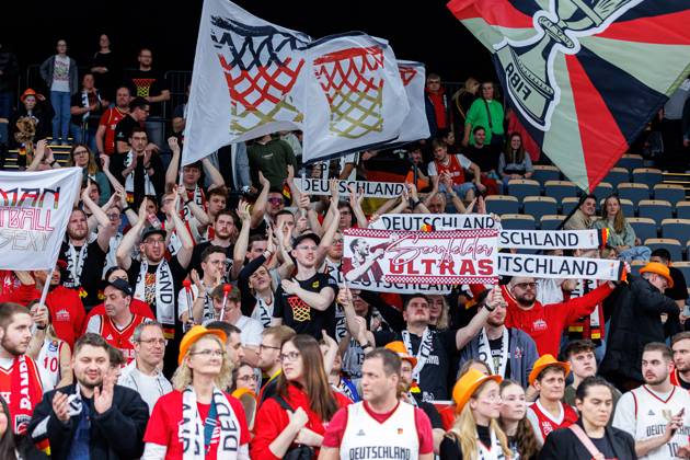 fan, fans, spectators, cheers, cheering, positive emotions, positive emotion, symbol image, symbol photo, theme photo, theme picture, Germany vs Bulgaria, basketball, FIBA EuroBasket 2025 Qualifiers, Group D match day 6, 23 02 2025 Germany vs Bulgaria, basketball, FIBA EuroBasket 2025 Qualifiers, Group D match day 6, 23 02 2025 Bamberg Copyright: xEibner-Pressefoto G.xSantemizx EP_GSZ