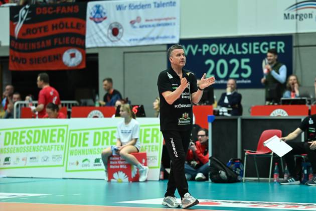 Alexander Waibl Head Coach Dresdner SC Dresdner SC vs Ladies in Black Aachen, 1 Volleyball Bundesliga Women, Season 2024 2025, 08 03 2025 Dresdner SC vs Ladies in Black Aachen, 1 Volleyball Bundesliga Women, Season 2024 2025, 08 03 2025 Dresden Copyright: xEibner-Pressefoto xHoepnerx EP_PHR