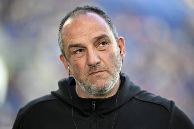 before the match Coach Frank Schmidt 1 FC Heidenheim 1846 FCH Portrait TSG 1899 Hoffenheim vs 1 FC Heidenheim 1846 FCH 09 03 2025 DFL REGULATIONS PROHIBIT ANY USE OF PHOTOGRAPHS AS IMAGE SEQUENCES AND OR QUASI VIDEO TSG 1899 Hoffenheim vs 1 FC Heidenheim 1846 FCH