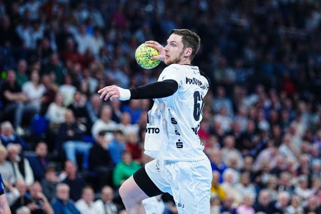 Throw Goal Hendrik Pekeler THW Kiel, 61 GER, THW Kiel vs Rhein Neckar Loewen, Handball, Bundesliga, Matchday, 22, Season 2024 2025, 09 03 2025 GER, THW Kiel vs Rhein Neckar Loewen, Handball, Bundesliga, Matchday, 22, Season 2024 2025, 09 03 2025 Kiel Copyright: xEibner-Pressefoto MarcelxvonxFehrnx EP_MFN