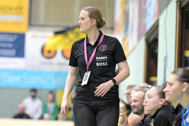 Miriam Hirsch TusSies Metzingen, Coach TusSies Metzingen vs BVB Borussia Dortmund Handball, Handball, HBF, 19 League Matchday, Season 2024 2025, 15 03 2025 TusSies Metzingen vs BVB Borussia Dortmund Handball, Handball, HBF, 19 League Matchday, Season 2024 2025, 15 03 2025 Metzingen Copyright: xEibner-Pressefoto TobiasxBaurx EP_TBR