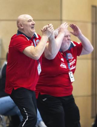 HANDBALL WOMEN 1 BUNDESLIGA 19 SPIELTAG THC HB LUDWIGSBURG FOR EDITORIAL PURPOSES ONLY p 15 03 2025 Bad Langensalza Handball Women 1 Bundesliga Women Season 2024 2025 Salzhalle 19 Spieltag Thüringer HC HB Ludwigsburg in the photo Coach Herbert Mueller Thüringer HC , Co Coach Helfried Mueller Thüringer HC , right Germany Thueringen Bad Langensalza Copyright SaschaxFromm Copyright: SaschaxFromm doc7zs3zcv1hw212gbvf14 ,EDITORIAL USE ONLY Copyright: SaschaxFromm