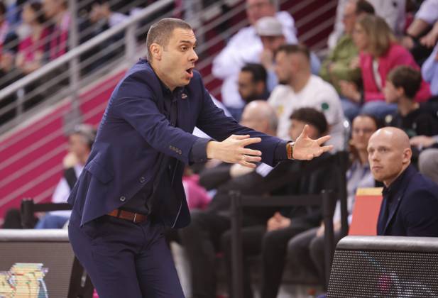 Coach Marko Stankovic Telekom Baskets Bonn vs Veolia Towers Hamburg 26 Matchday Season 2024 25