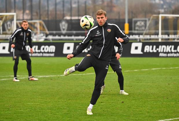 Christoph Daferner, SG Dynamo Dresden, training, soccer, soccer, 3 Liga, Dritte Liga, season 2024 2025, AOK PLUS Walter Fritzsch Akademie, Messering 18, Dresden, Ostragehege, 26 03 2025,