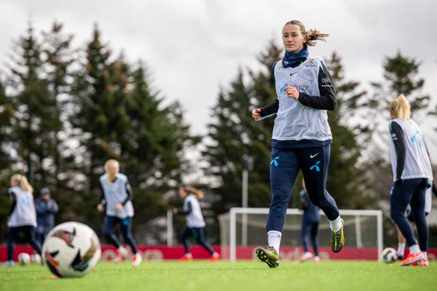 250403 Elisabeth Terland of the Norwegian women s national football team during a training session on April 3, 2025 in Reykjavik Photo Vegard Grott BILDBYRAN kod VG VG0740 bbeng fotboll football soccer fotball norge norway women dam nations league träning practice training trening Copyright: VEGARDxGRoTT BB250403VG007
