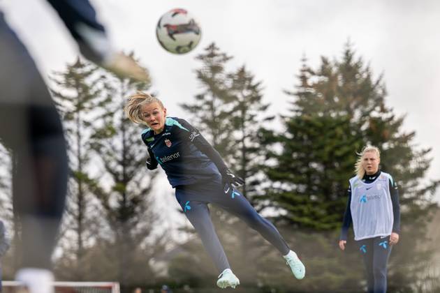 250403 Frida Maanum of the Norwegian women s national football team during a training session on April 3, 2025 in Reykjavik Photo Vegard Grott BILDBYRAN kod VG VG0740 bbeng fotboll football soccer fotball norge norway women dam nations league träning practice training trening Copyright: VEGARDxGRoTT BB250403VG022