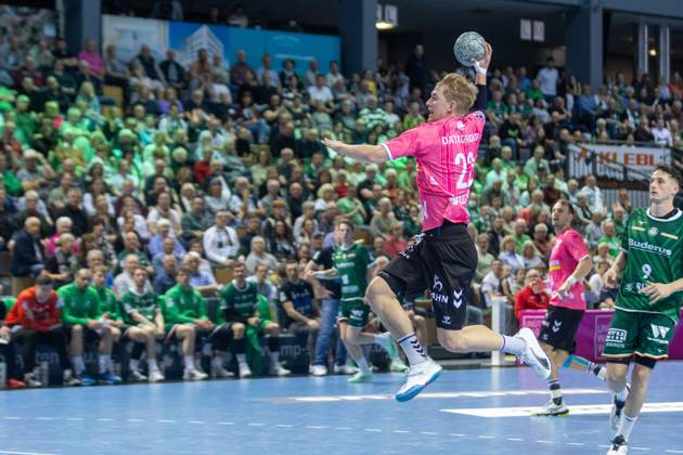 Torben Matzken TVB Stuttgart, 22 on counter-attack GER, HSG Wetzlar vs TVB Stuttgart Stuttgart, Handball, 1 Bundesliga Men, 25 Matchday, Season 2024 2025, 04 04 2025 GER, HSG Wetzlar vs TVB Stuttgart, Handball, 1 Bundesliga Men, 25 Matchday, Season 2024 2025, 04 04 2025 Wertzlar Copyright: xEibner-Pressefoto GerhardxWingenx EP_GWR