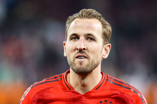 Harry Kane FC Bayern Muenchen, 09 GER, FC Augsburg vs FC Bayern Muenchen, 1 Bundesliga Soccer, 28 Matchday, 04 04 2025, Season 2024 2025 DFB DFL REGULATIONS PROHIBIT ANY USE OF PHOTOGRAPHS AS IMAGE SEQUENCES AND OR QUASI VIDEO GER, FC Augsburg vs FC Bayern Muenchen, 1 Bundesliga Soccer, 28 Matchday, 04 04 2025, Season 2024 2025 Augsburg Copyright: xEibner-Pressefoto RogerxBuerkex EP_RBE