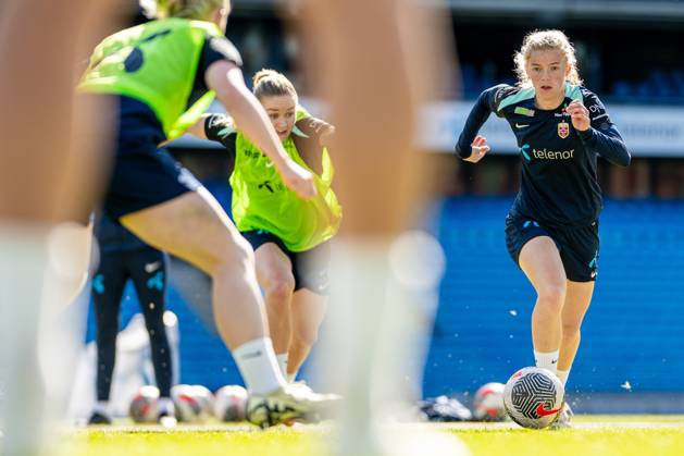 250407 Justine Kielland of the Norwegian women s national football team during a training session on April 7, 2025 in Oslo Photo Vegard Grott BILDBYRAN kod VG VG0746 bbeng fotboll football soccer fotball norge norway women dam nations league träning practice training trening  Copyright: VEGARDxGRoTT BB250407VG075