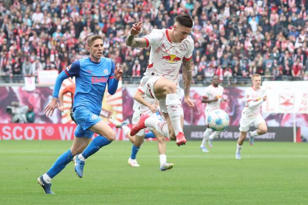 19 04 2025, xgox, Soccer 1 Bundesliga, RB Leipzig Holstein Kiel emspor, v l Benjamin Sesko Leipzig, 30 DFL DFB REGULATIONS PROHIBIT ANY USE OF PHOTOGRAPHS as IMAGE SEQUENCES and or QUASI VIDEO Leipzig