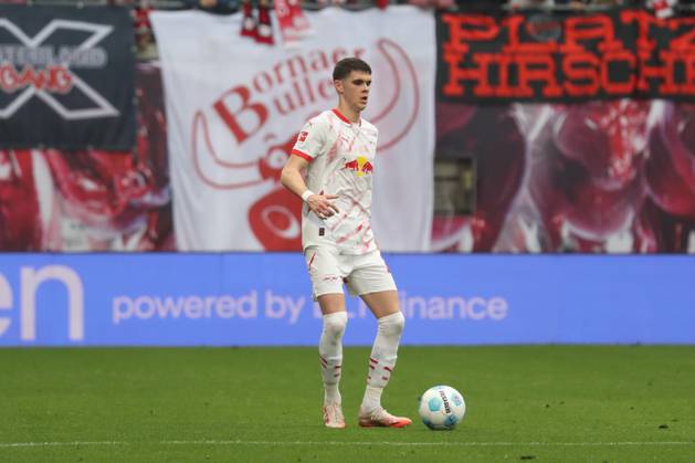 19 04 2025, xgox, Soccer 1 Bundesliga, RB Leipzig Holstein Kiel emspor, v l Kosta Nedeljkovic Leipzig, 21 DFL DFB REGULATIONS PROHIBIT ANY USE OF PHOTOGRAPHS as IMAGE SEQUENCES and or QUASI VIDEO Leipzig