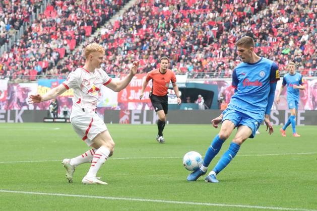 19 04 2025, xgox, Soccer 1 Bundesliga, RB Leipzig Holstein Kiel emspor, v l Nicolas Seiwald Leipzig, 13 , Marko Ivezic Kiel, 6 DFL DFB REGULATIONS PROHIBIT ANY USE OF PHOTOGRAPHS as IMAGE SEQUENCES and or QUASI VIDEO Leipzig