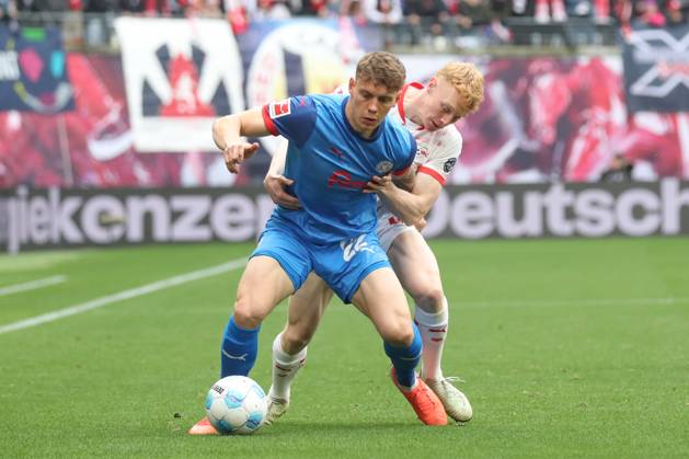 19 04 2025, xgox, Football 1 Bundesliga, RB Leipzig Holstein Kiel emspor, v l Nicolai Remberg Kiel, 22 , Nicolas Seiwald Leipzig, 13 duel, duel, fight, tackle DFL DFB REGULATIONS PROHIBIT ANY USE OF PHOTOGRAPHS as IMAGE SEQUENCES and or QUASI VIDEO Leipzig