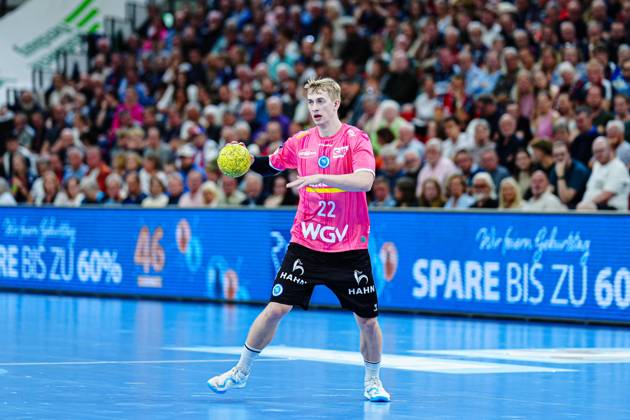Torben Matzken TVB Stuttgart, 22 GER, SG Flensburg Handewitt vs TVB Stuttgart, Handball, Bundesliga, Matchday 27, Season 2024 2025, 26 04 2025 GER, SG Flensburg Handewitt vs TVB Stuttgart, Handball, Bundesliga, Matchday 27, Season 2024 2025, 26 04 2025 Flensburg Copyright: xEibner-Pressefoto MarcelxvonxFehrnx EP_MFN