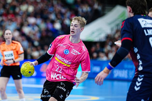 Torben Matzken TVB Stuttgart, 22 GER, SG Flensburg Handewitt vs TVB Stuttgart, Handball, Bundesliga, Matchday 27, Season 2024 2025, 26 04 2025 GER, SG Flensburg Handewitt vs TVB Stuttgart, Handball, Bundesliga, Matchday 27, Season 2024 2025, 26 04 2025 Flensburg Copyright: xEibner-Pressefoto MarcelxvonxFehrnx EP_MFN
