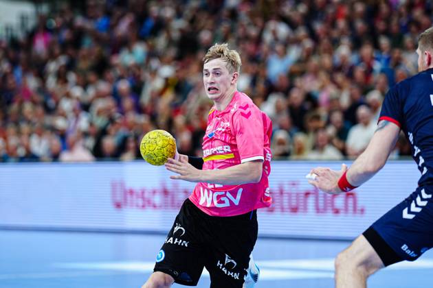Torben Matzken TVB Stuttgart, 22 GER, SG Flensburg Handewitt vs TVB Stuttgart, Handball, Bundesliga, Matchday 27, Season 2024 2025, 26 04 2025 GER, SG Flensburg Handewitt vs TVB Stuttgart, Handball, Bundesliga, Matchday 27, Season 2024 2025, 26 04 2025 Flensburg Copyright: xEibner-Pressefoto MarcelxvonxFehrnx EP_MFN