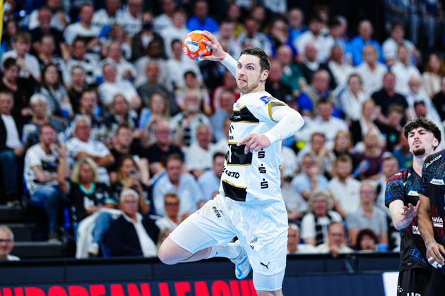 Throw Goal Hendrik Pekeler THW Kiel, 61 GER, THW Kiel vs Limoges Handball, Handball, EHF European League, Quarter-final, second leg, 2024 2025 season, 29 04 2025 GER, THW Kiel vs Limoges Handball, Handball, EHF European League, Quarter-final, second leg, 2024 2025 season, 29 04 2025 Kiel Copyright: xEibner-Pressefoto MarcelxvonxFehrnx EP_MFN