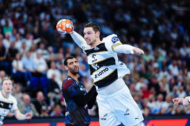 Throw Goal Hendrik Pekeler THW Kiel, 61 GER, THW Kiel vs Limoges Handball, Handball, EHF European League, Quarter-final, second leg, 2024 2025 season, 29 04 2025 GER, THW Kiel vs Limoges Handball, Handball, EHF European League, Quarter-final, second leg, 2024 2025 season, 29 04 2025 Kiel Copyright: xEibner-Pressefoto MarcelxvonxFehrnx EP_MFN