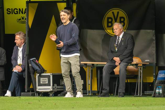 Niko Kovac Borussia Dortmund 09, head coach claps on the sidelines, GER BVB Borussia Dortmund 09 vs VfL Wolfsburg, Football, Bundesliga, Matchday 32, Season 2024 2025, 03 05 2025 DFB DFL REGULATIONS PROHIBIT ANY USE OF PHOTOGRAPHS AS IMAGE SEQUENCES AND OR QUASI VIDEO, GER BVB Borussia Dortmund 09 vs VfL Wolfsburg, Football, Bundesliga, Matchday 32, Season 2024 2025, 03 05 2025 Dortmund Copyright: xEibner-Pressefoto FabianxFriesex EP_FFE