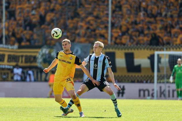 Christoph Daferner SG Dynamo Dresden, 33 and Janne Sietan SV Waldhof Mannheim, 22 at SV Waldhof Mannheim SG Dynamo Dresden on 10 05 25 at Carl Benz Stadium, Mannheim xamx Photo Alfio Marino Copyright: