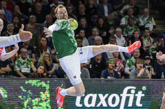 in the picture from l Mathias Gidsel Fuechse Berlin, 19 , GER, Berlin, Handball, Fuechse Berlin vs ThSV Eisenach, DAIKIN Handball Bundesliga, in the Max Schmeling Halle, 15 05 2025, Copyright: HMBxMedia UwexKoch