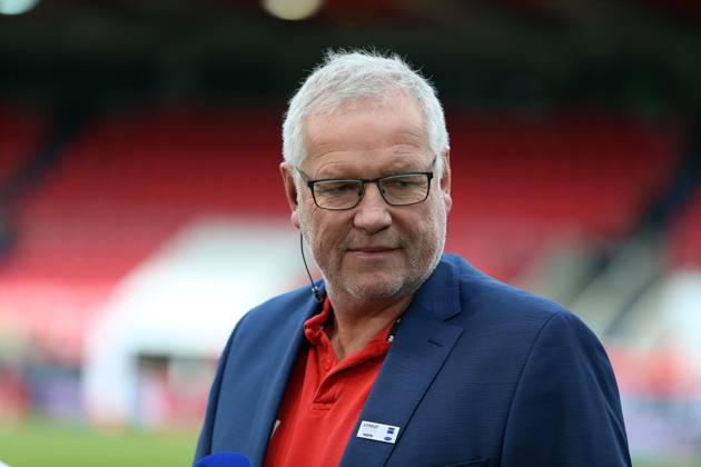 17 05 2025, xrekx, Soccer 1 Bundesliga, 1 FC Heidenheim Werder Bremen v l Holger Sanwald Chairman 1 FC Heidenheim 1846 DFL DFB REGULATIONS PROHIBIT ANY USE OF PHOTOGRAPHS as IMAGE SEQUENCES and or QUASI VIDEO Heidenheim
