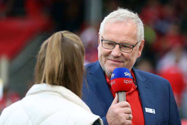 17 05 2025, xrekx, Soccer 1 Bundesliga, 1 FC Heidenheim Werder Bremen v l Holger Sanwald Chairman 1 FC Heidenheim 1846 DFL DFB REGULATIONS PROHIBIT ANY USE OF PHOTOGRAPHS as IMAGE SEQUENCES and or QUASI VIDEO Heidenheim