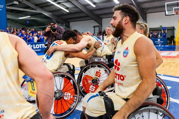 17 05 2025, GER, Wheelchair basketball, Men Women, Season 24 25, 1 Bundesliga, PlayOff Final, RSB Thuringia Bulls RSV Lahn Dill Pictured Aliaksandr Halouski RSB Thuringia Bulls , Driss Saaid RSB Thuringia Bulls The Thuringia Bulls team beat the visiting team from RSV Lahn Dill again in the second PlayOff match to win the season 24 25 German Championship German Champion 99189 Elxleben Fit In Freizeitanlage Sporthal Thueringen Germany