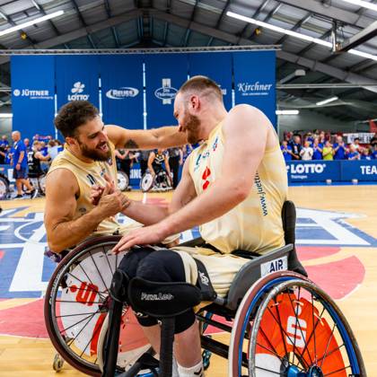 17 05 2025, GER, Wheelchair basketball, Men Women, Season 24 25, 1 Bundesliga, PlayOff Final, RSB Thuringia Bulls RSV Lahn Dill Pictured Jordi Ruiz RSB Thuringia Bulls , Lukas Glossner RSB Thuringia Bulls The Thuringia Bulls team beat the visiting team from RSV Lahn Dill again in the second PlayOff match to win the season 24 25 German Championship German Champion 99189 Elxleben Fit In Freizeitanlage Sporthal Thueringen Germany