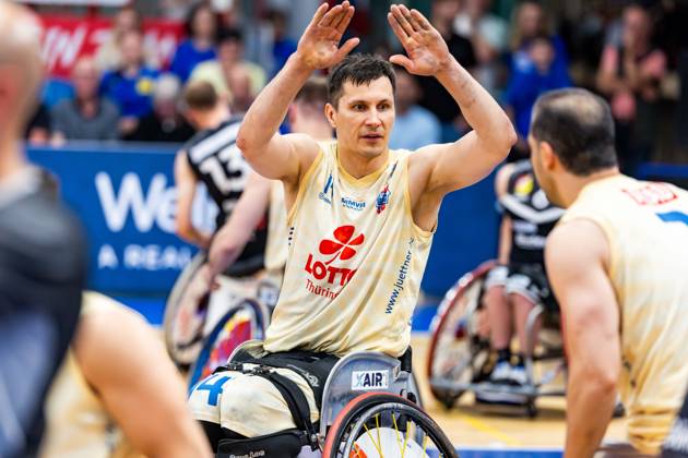 17 05 2025, GER, Wheelchair Basketball, Men Women, Season 24 25, 1 Bundesliga, PlayOff Final, RSB Thuringia Bulls RSV Lahn Dill In the picture Aliaksandr Halouski RSB Thuringia Bulls The Thuringia Bulls team beat the visiting team from RSV Lahn Dill again in the second PlayOff match to win the season 24 25 German Championship German Champion 99189 Elxleben Fit In Freizeitanlage Sporthal Thueringen Germany